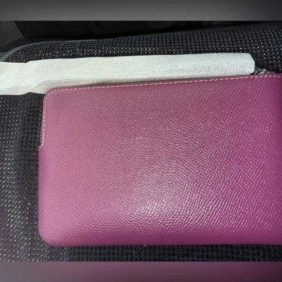 Coach Magenta Leather Zip Wristlet Clutch NWT - Picture 5 of 9